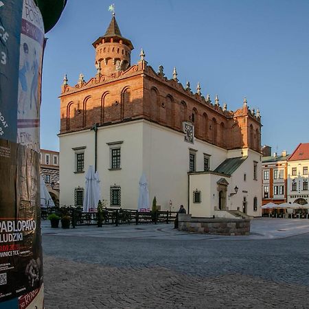 Euro Aparthotel Tarnów 外观 照片