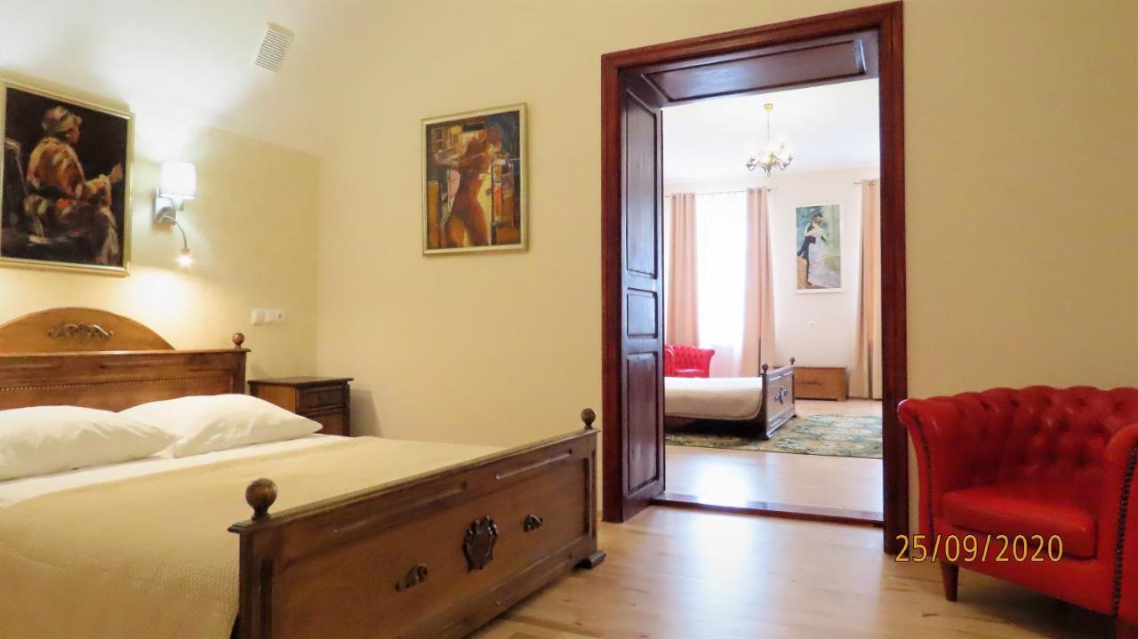 Euro Aparthotel Tarnów 外观 照片