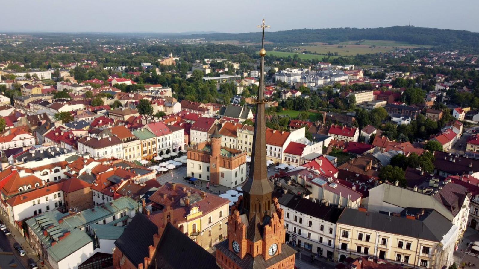 Euro Aparthotel Tarnów 外观 照片