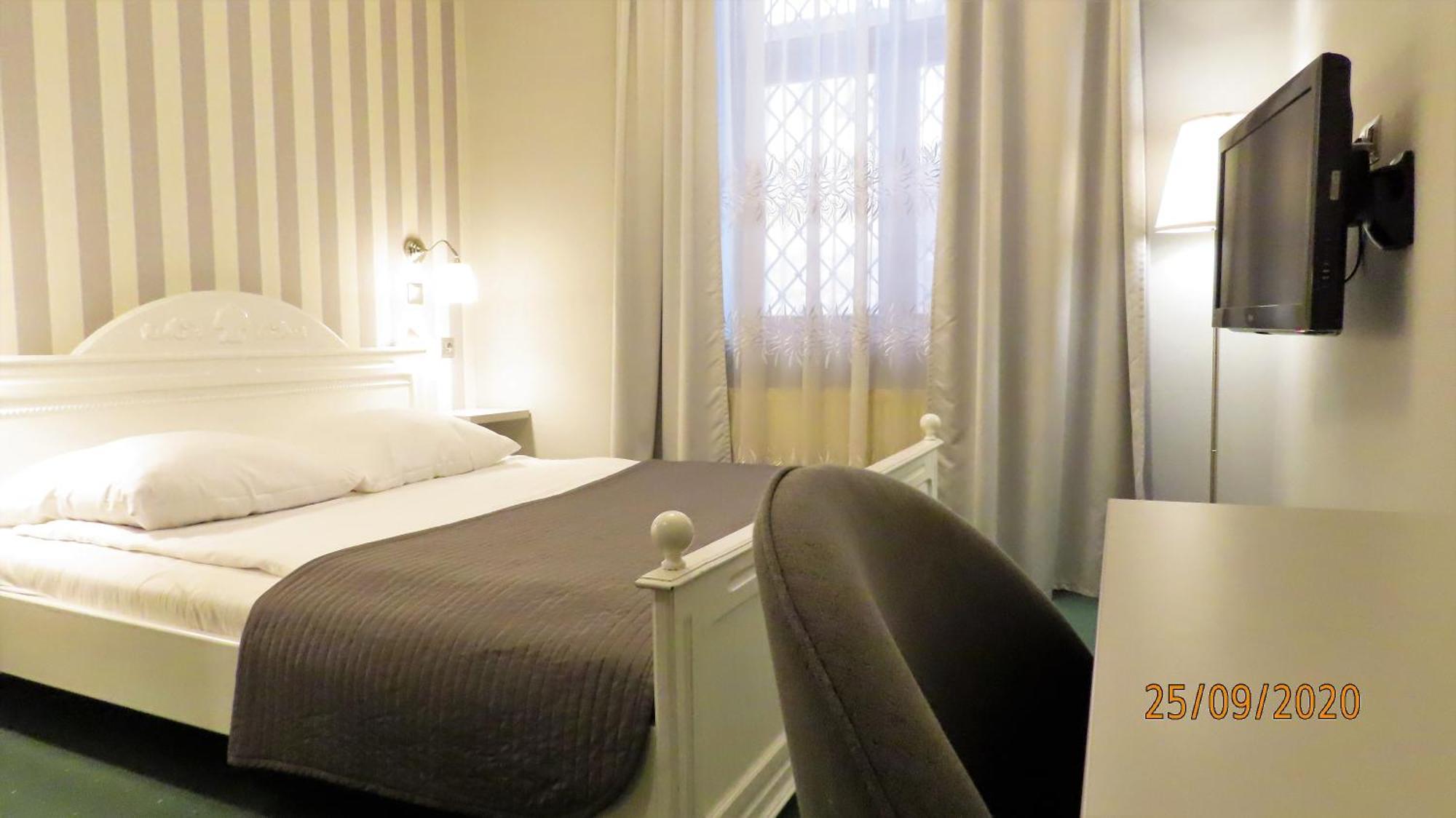 Euro Aparthotel Tarnów 客房 照片